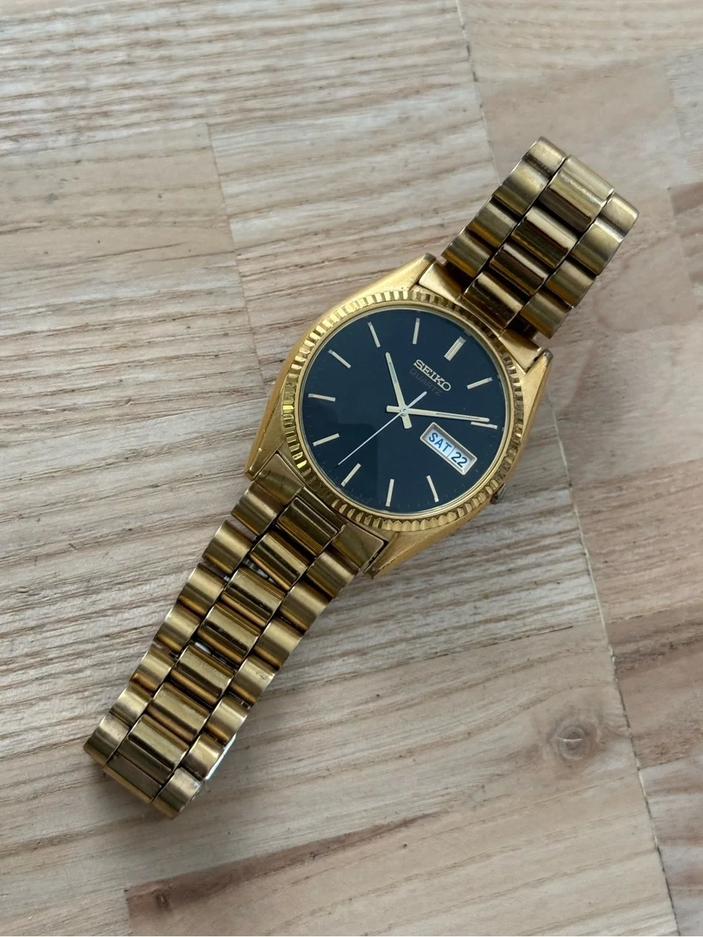 Seiko Presidential Vintage Men’s Watch Gold Case Bracelet Black Dial Date Window